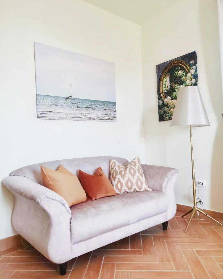 Apartment Bellevue With Ac & Heating & Terrace *